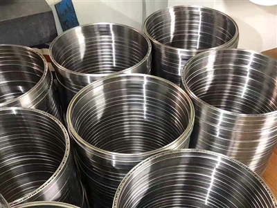 Běžné problémy s utěsněním v ložiscích tenkých sekcí a jak je vyřešit