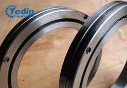 Křížová válečková ložiska řady XS